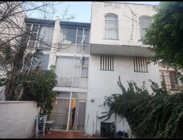 3 BEDROOM APARTMENT FOR SALE IN WINDSOR EAST